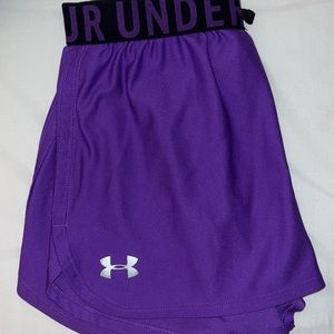 Girls under armor shorts.